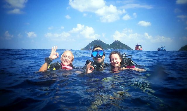 PADI Rescue Diver Course PADI Rescue Diver Course - Image 13