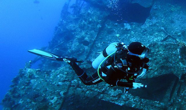 PADI Specialty Instructor Course PADI Specialty Instructor Course - Image 5